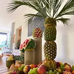 Zarja Hotel