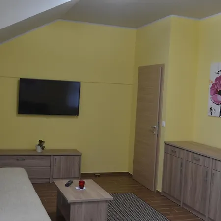 Zarja Hotel 3*